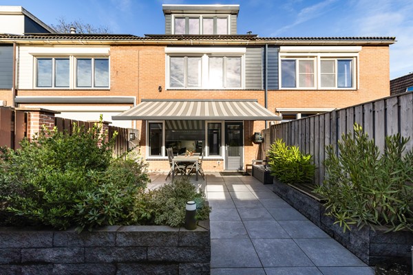 Foto - Te koop: Fijne gezinswoning met carport!